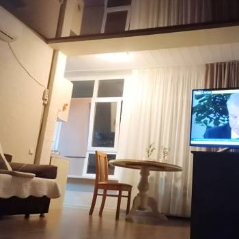 Продается 1-комнатная квартира, 37 м²