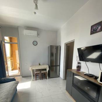 Продается 1-комнатная квартира, 45 м²