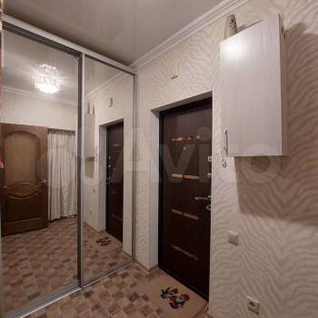 Продается 1-комнатная квартира, 38 м²