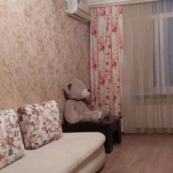 Продается 1-комнатная квартира, 38 м²