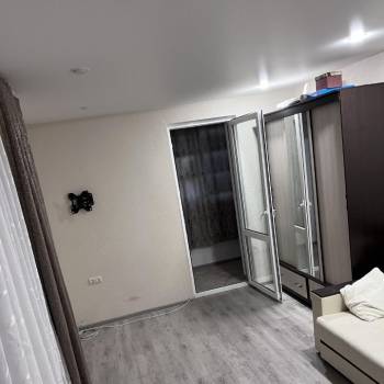 Продается 3-х комнатная квартира, 46 м²