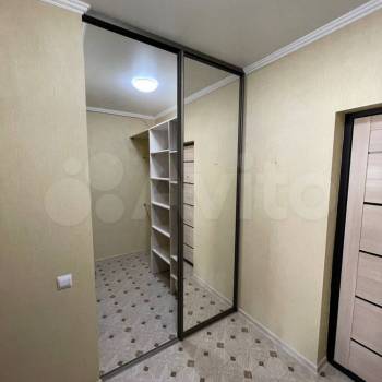 Продается 1-комнатная квартира, 44 м²