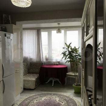 Продается 1-комнатная квартира, 45 м²