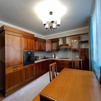 Продается 2-х комнатная квартира, 99,4 м²