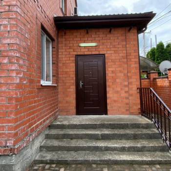 Продается Дом, 180 м²