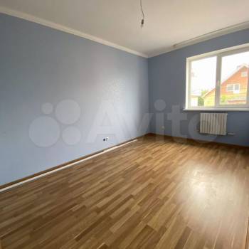Продается Дом, 180 м²