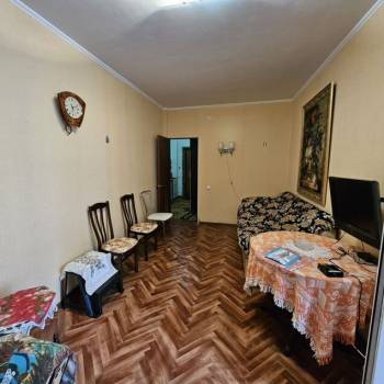 Продается 1-комнатная квартира, 49,5 м²