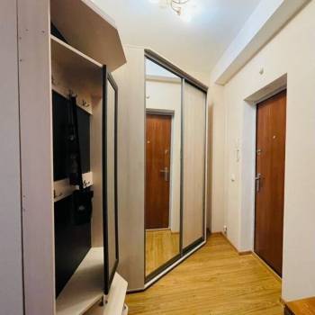Сдается 1-комнатная квартира, 42 м²