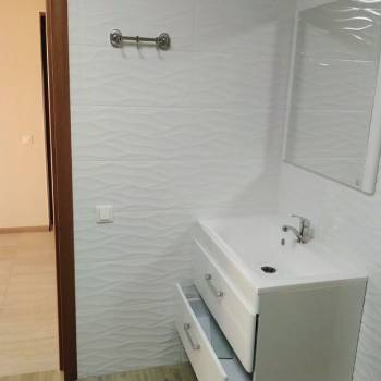 Сдается 2-х комнатная квартира, 110 м²