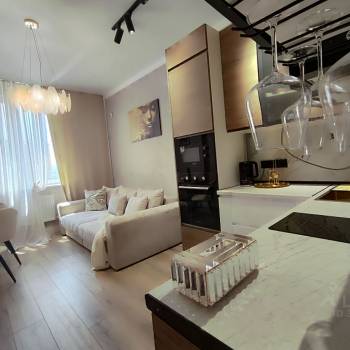 Продается 1-комнатная квартира, 38,4 м²