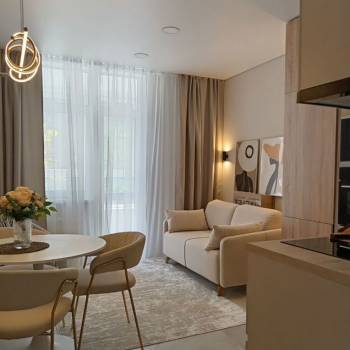 Продается 1-комнатная квартира, 50 м²