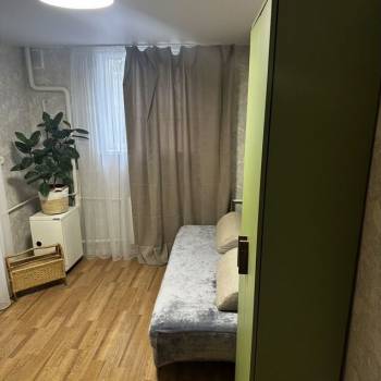 Сдается 1-комнатная квартира, 42 м²