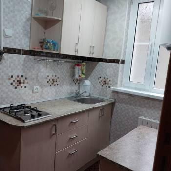 Сдается 1-комнатная квартира, 42 м²