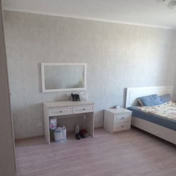 Продается 2-х комнатная квартира, 600 м²