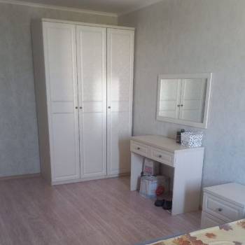 Продается 2-х комнатная квартира, 600 м²