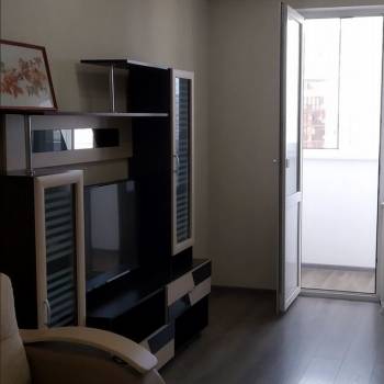 Продается 1-комнатная квартира, 45,6 м²