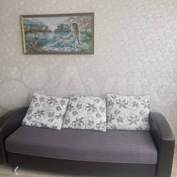 Продается 1-комнатная квартира, 44 м²