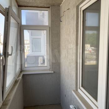 Продается 1-комнатная квартира, 43 м²