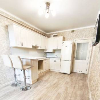 Продается 2-х комнатная квартира, 70,2 м²