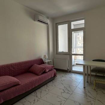 Сдается 1-комнатная квартира, 47 м²