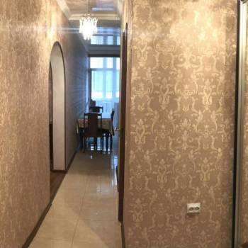 Сдается 2-х комнатная квартира, 60 м²