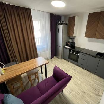 Продается 1-комнатная квартира, 41,5 м²