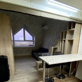 Продается 1-комнатная квартира, 30 м²