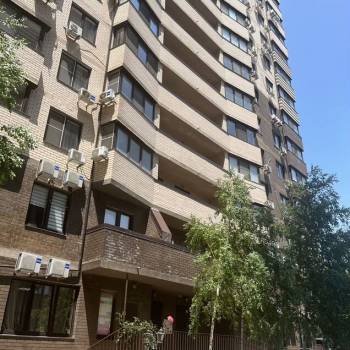 Продается 1-комнатная квартира, 48 м²