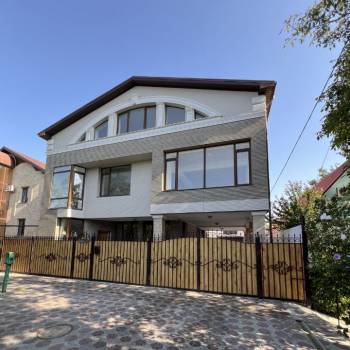 Продается Дом, 427 м²