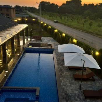 Сдается Многокомнатная квартира, 240 м²