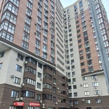 Сдается 1-комнатная квартира, 40 м²