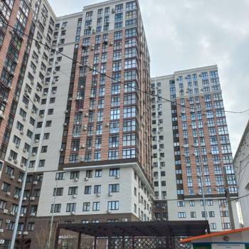 Сдается 1-комнатная квартира, 40 м²
