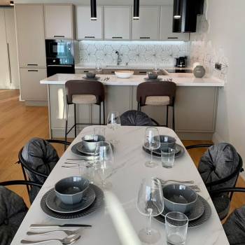 Сдается 1-комнатная квартира, 98 м²