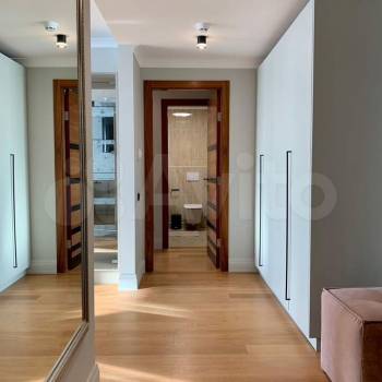 Сдается 1-комнатная квартира, 98 м²