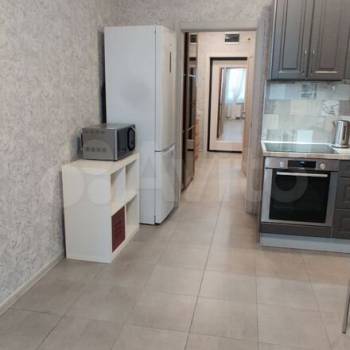 Продается 1-комнатная квартира, 33 м²