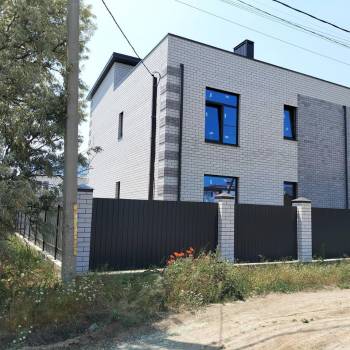 Продается Дом, 200 м²