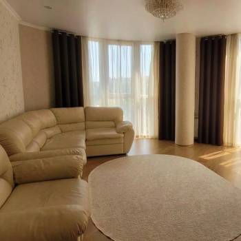 Продается 3-х комнатная квартира, 98 м²