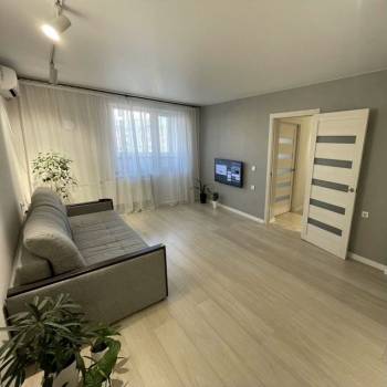 Продается 2-х комнатная квартира, 64 м²