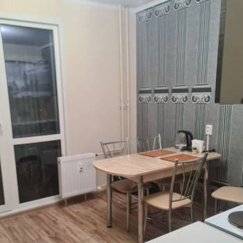 Продается 1-комнатная квартира, 36 м²