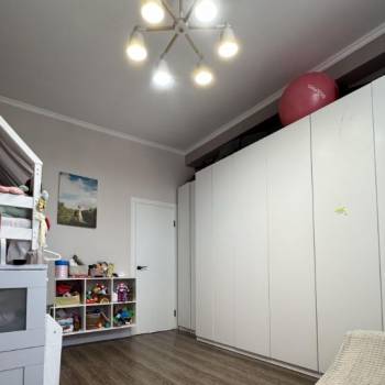 Продается 1-комнатная квартира, 37,6 м²