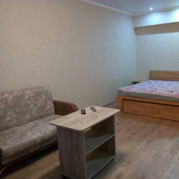 Продается 1-комнатная квартира, 38 м²