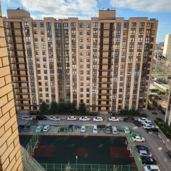 Продается 1-комнатная квартира, 41,4 м²