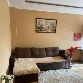 Сдается Многокомнатная квартира, 80 м²