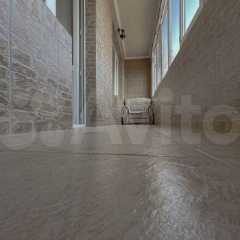 Продается 1-комнатная квартира, 42 м²