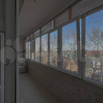 Продается 1-комнатная квартира, 42 м²