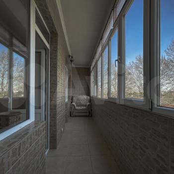 Продается 1-комнатная квартира, 42 м²