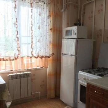 Продается 1-комнатная квартира, 32 м²