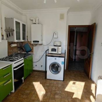 Продается 1-комнатная квартира, 38 м²