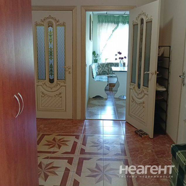 Сдаю дом, Восточный рынок