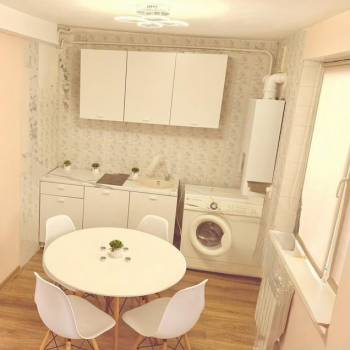 Продается 1-комнатная квартира, 50 м²